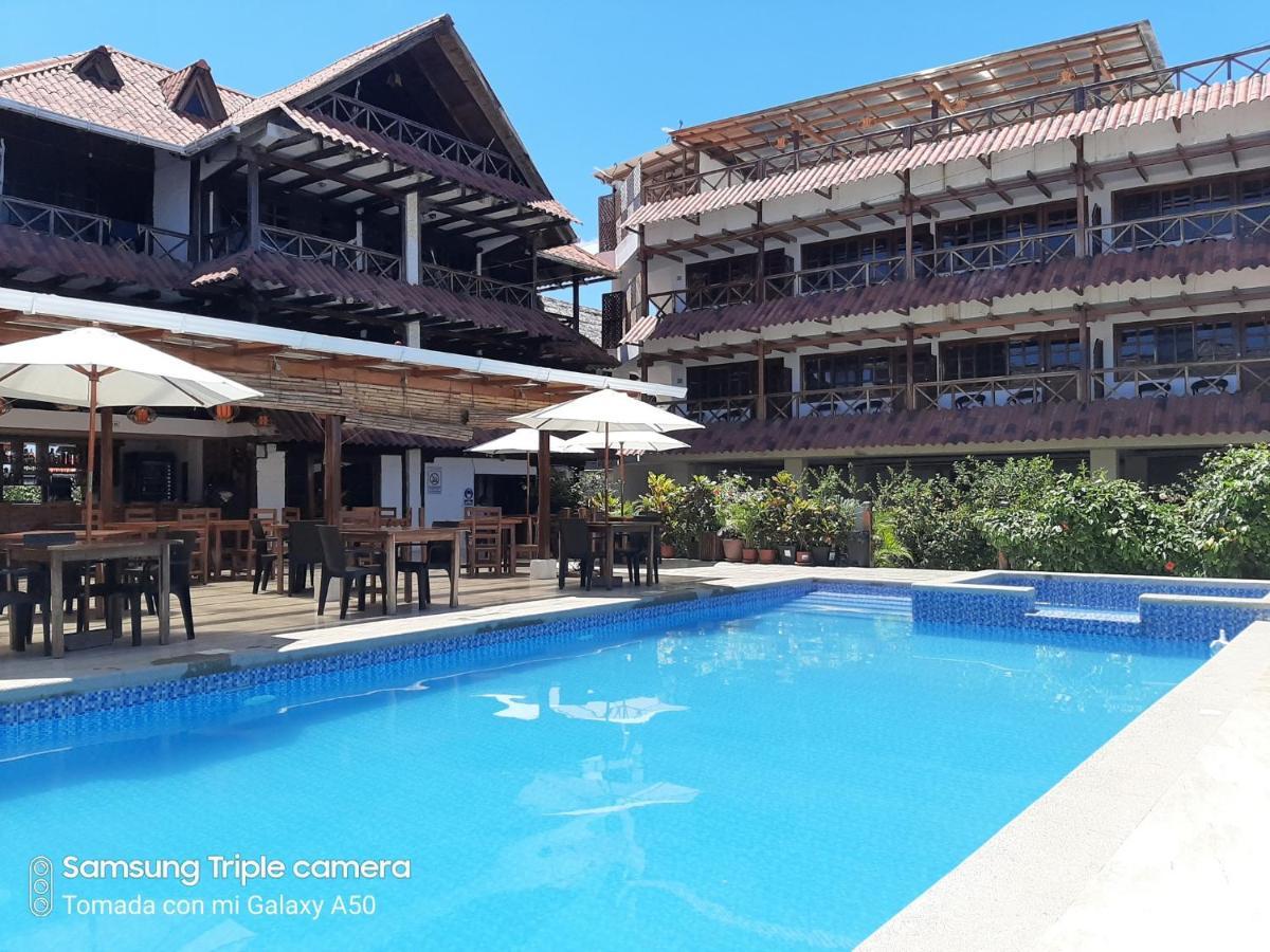 Hotel La Vista Canoa Bagian luar foto