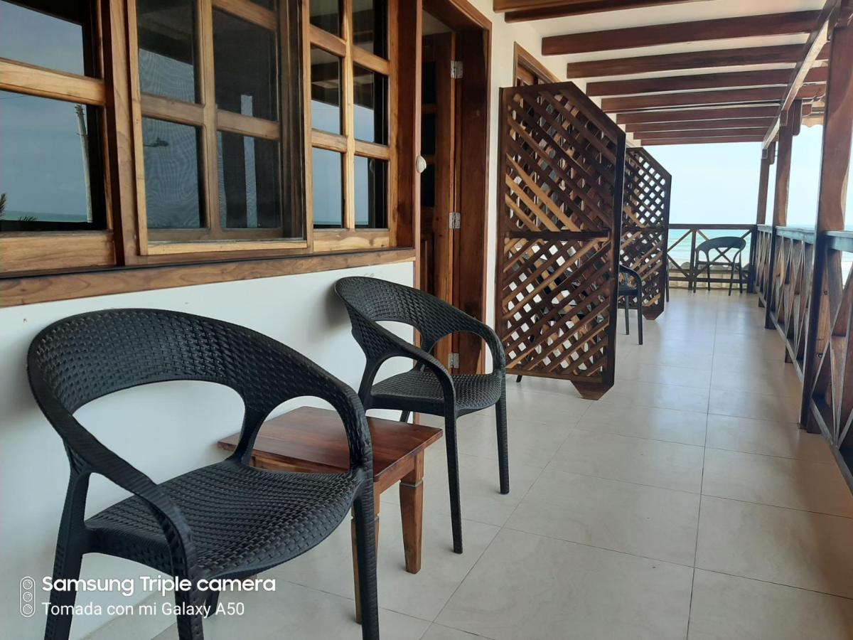 Hotel La Vista Canoa Bagian luar foto