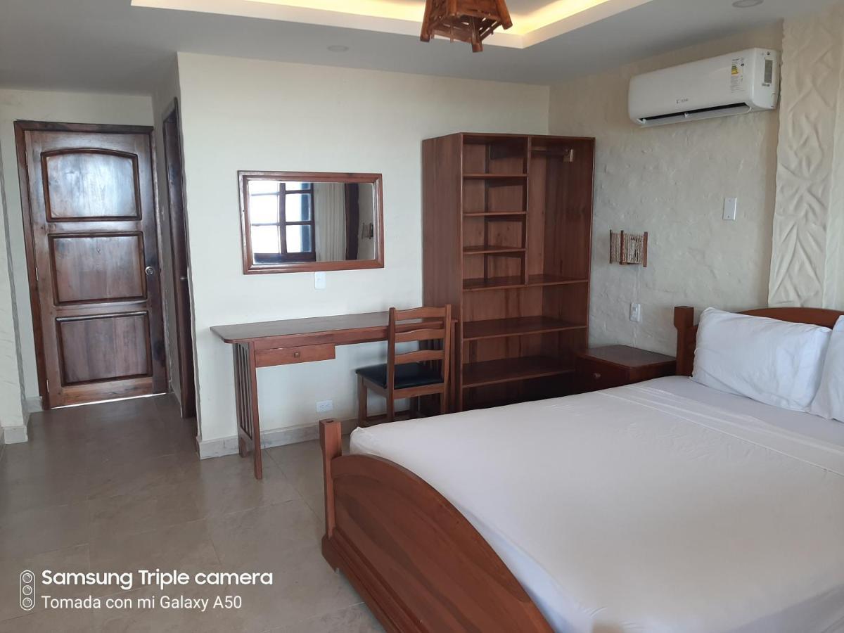 Hotel La Vista Canoa Bagian luar foto